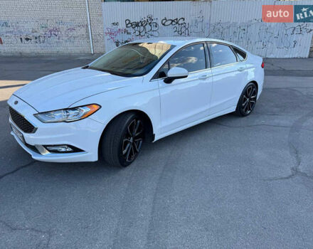 Білий Форд Фьюжен, об'ємом двигуна 2.5 л та пробігом 109 тис. км за 13200 $, фото 16 на Automoto.ua