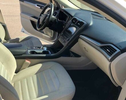 Форд Фьюжн 2017 в Николаеве на Automoto.ua Белый Форд Фьюжн, объемом двигателя 2 л и пробегом 145 тыс. км за 15000 $, фото 7 на Automoto.ua