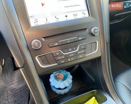 Білий Форд Фьюжен, об'ємом двигуна 1.5 л та пробігом 14 тис. км за 13600 $, фото 15 на Automoto.ua