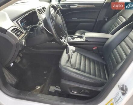 Белый Форд Фьюжн, объемом двигателя 0 л и пробегом 88 тыс. км за 1700 $, фото 6 на Automoto.ua