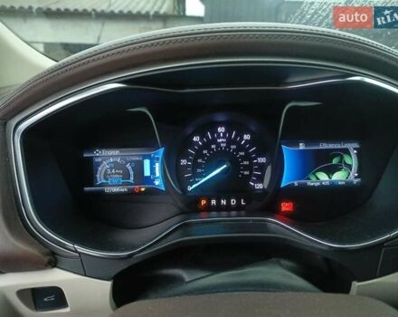 Білий Форд Фьюжен, об'ємом двигуна 2 л та пробігом 127 тис. км за 16000 $, фото 14 на Automoto.ua