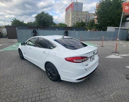 Белый Форд Фьюжн, объемом двигателя 2 л и пробегом 133 тыс. км за 15500 $, фото 12 на Automoto.ua
