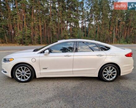 Белый Форд Фьюжн, объемом двигателя 2 л и пробегом 140 тыс. км за 18500 $, фото 6 на Automoto.ua