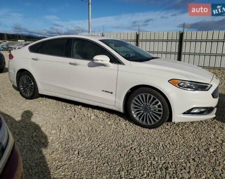 Форд Фьюжн 2017 в Полтаве на Automoto.ua Белый Форд Фьюжн, объемом двигателя 2 л и пробегом 165 тыс. км за 2200 $, фото 3 на Automoto.ua