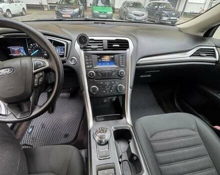 Белый Форд Фьюжн, объемом двигателя 2 л и пробегом 142 тыс. км за 14000 $, фото 3 на Automoto.ua