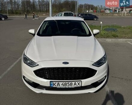 Белый Форд Фьюжн, объемом двигателя 1.5 л и пробегом 130 тыс. км за 10500 $, фото 4 на Automoto.ua