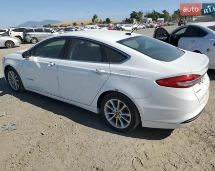 Белый Форд Фьюжн, объемом двигателя 2 л и пробегом 67 тыс. км за 2600 $, фото 1 на Automoto.ua