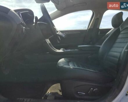 Белый Форд Фьюжн, объемом двигателя 2 л и пробегом 149 тыс. км за 1700 $, фото 6 на Automoto.ua