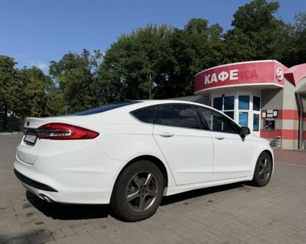 Белый Форд Фьюжн, объемом двигателя 2.5 л и пробегом 255 тыс. км за 12000 $, фото 2 на Automoto.ua