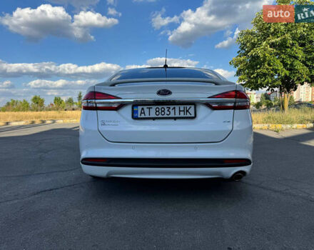 Білий Форд Фьюжен, об'ємом двигуна 2.5 л та пробігом 109 тис. км за 13200 $, фото 9 на Automoto.ua