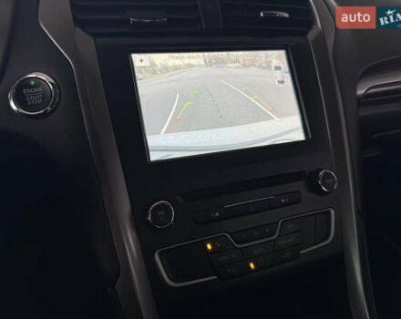 Білий Форд Фьюжен, об'ємом двигуна 2.49 л та пробігом 111 тис. км за 12999 $, фото 8 на Automoto.ua