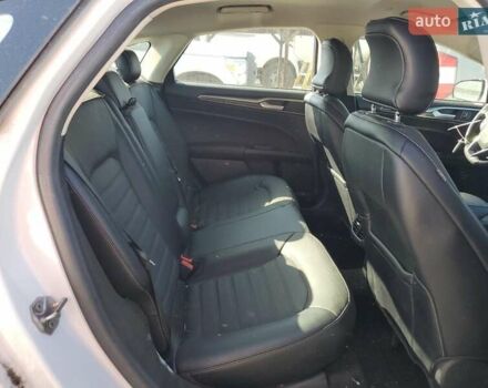 Белый Форд Фьюжн, объемом двигателя 2 л и пробегом 67 тыс. км за 2600 $, фото 9 на Automoto.ua