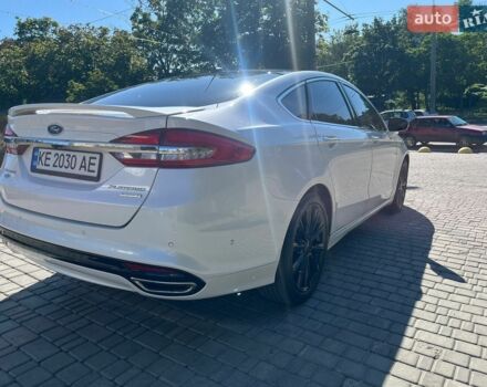 Белый Форд Фьюжн, объемом двигателя 2 л и пробегом 156 тыс. км за 14500 $, фото 4 на Automoto.ua