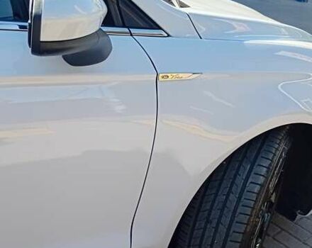 Білий Форд Фьюжен, об'ємом двигуна 1.5 л та пробігом 70 тис. км за 14000 $, фото 11 на Automoto.ua