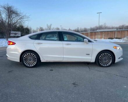 Білий Форд Фьюжен, об'ємом двигуна 2 л та пробігом 70 тис. км за 3400 $, фото 6 на Automoto.ua