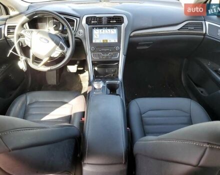 Белый Форд Фьюжн, объемом двигателя 2 л и пробегом 67 тыс. км за 2600 $, фото 7 на Automoto.ua