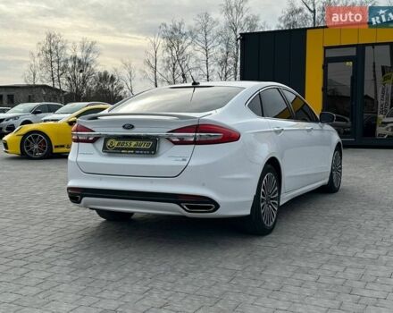 Білий Форд Фьюжен, об'ємом двигуна 2 л та пробігом 152 тис. км за 12800 $, фото 6 на Automoto.ua