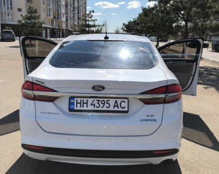 Форд Фьюжн 2017 в Николаеве на Automoto.ua Белый Форд Фьюжн, объемом двигателя 2 л и пробегом 145 тыс. км за 15000 $, фото 4 на Automoto.ua