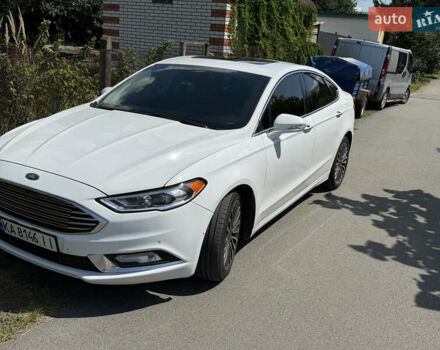 Белый Форд Фьюжн, объемом двигателя 2 л и пробегом 170 тыс. км за 13000 $, фото 3 на Automoto.ua