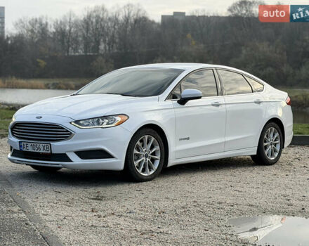 Білий Форд Фьюжен, об'ємом двигуна 2 л та пробігом 175 тис. км за 12500 $, фото 9 на Automoto.ua