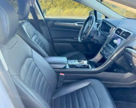 Белый Форд Фьюжн, объемом двигателя 2 л и пробегом 111 тыс. км за 14000 $, фото 10 на Automoto.ua