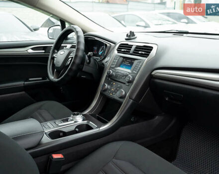 Белый Форд Фьюжн, объемом двигателя 2 л и пробегом 176 тыс. км за 13900 $, фото 23 на Automoto.ua