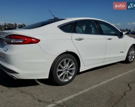 Белый Форд Фьюжн, объемом двигателя 0 л и пробегом 88 тыс. км за 2400 $, фото 2 на Automoto.ua