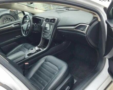 Білий Форд Фьюжен, об'ємом двигуна 2 л та пробігом 157 тис. км за 12000 $, фото 5 на Automoto.ua