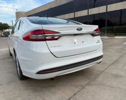 Білий Форд Фьюжен, об'ємом двигуна 2 л та пробігом 39 тис. км за 2200 $, фото 4 на Automoto.ua