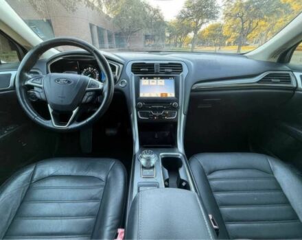 Білий Форд Фьюжен, об'ємом двигуна 2 л та пробігом 31 тис. км за 12000 $, фото 8 на Automoto.ua