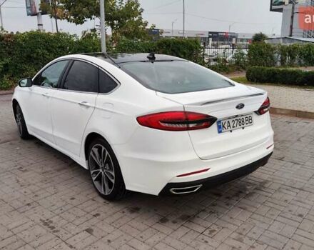 Форд Фьюжн 2018 в Киеве на Automoto.ua Белый Форд Фьюжн, объемом двигателя 2 л и пробегом 125 тыс. км за 12500 $, фото 3 на Automoto.ua