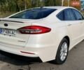 Білий Форд Фьюжен, об'ємом двигуна 2 л та пробігом 128 тис. км за 18500 $, фото 15 на Automoto.ua