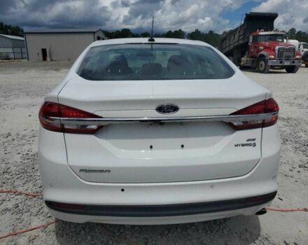 Білий Форд Фьюжен, об'ємом двигуна 2 л та пробігом 129 тис. км за 1500 $, фото 5 на Automoto.ua