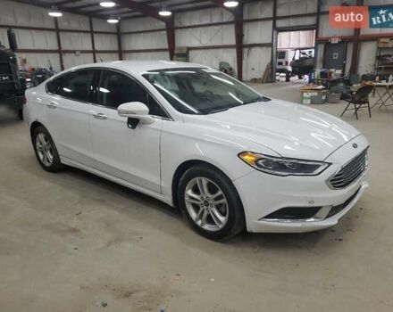 Білий Форд Фьюжен, об'ємом двигуна 2 л та пробігом 137 тис. км за 3600 $, фото 3 на Automoto.ua