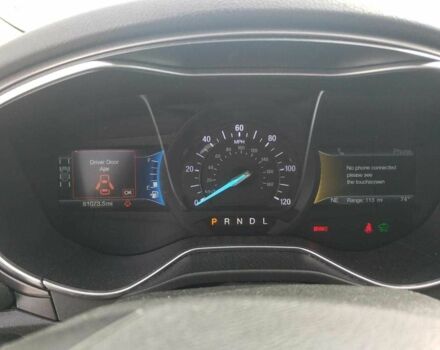 Білий Форд Фьюжен, об'ємом двигуна 2 л та пробігом 129 тис. км за 1500 $, фото 8 на Automoto.ua