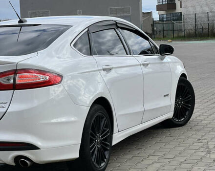 Форд Фьюжн 2018 в Одессе на Automoto.ua Белый Форд Фьюжн, объемом двигателя 2 л и пробегом 215 тыс. км за 14000 $, фото 6 на Automoto.ua