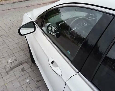 Белый Форд Фьюжн, объемом двигателя 2 л и пробегом 127 тыс. км за 14400 $, фото 6 на Automoto.ua