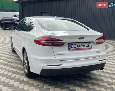 Форд Фьюжен 2018 у Миколаєві на Automoto.ua Білий Форд Фьюжен, об'ємом двигуна 1.5 л та пробігом 93 тис. км за 12999 $, фото 4 на Automoto.ua