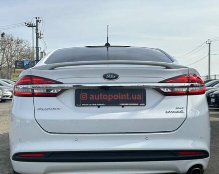 Белый Форд Фьюжн, объемом двигателя 2 л и пробегом 55 тыс. км за 14700 $, фото 8 на Automoto.ua