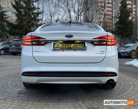Белый Форд Фьюжн, объемом двигателя 2 л и пробегом 140 тыс. км за 13200 $, фото 5 на Automoto.ua