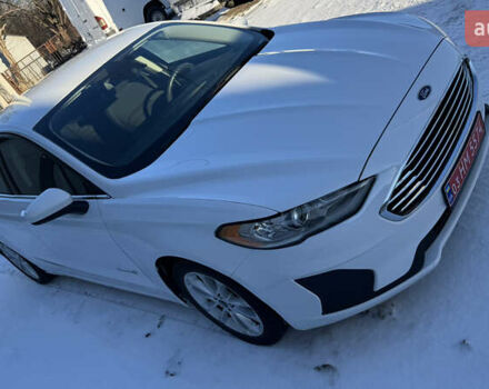 Білий Форд Фьюжен, об'ємом двигуна 0 л та пробігом 199 тис. км за 13100 $, фото 5 на Automoto.ua