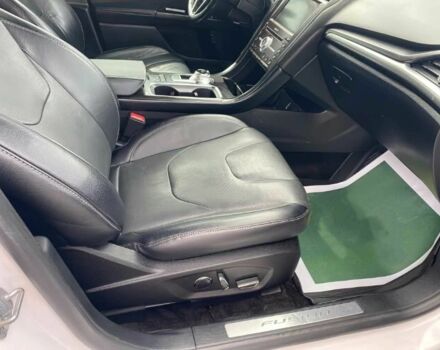 Форд Фьюжн 2018 в Кропивницком (Кировограде) на Automoto.ua Белый Форд Фьюжн, объемом двигателя 2 л и пробегом 76 тыс. км за 12000 $, фото 9 на Automoto.ua