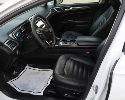 Белый Форд Фьюжн, объемом двигателя 2 л и пробегом 36 тыс. км за 6100 $, фото 6 на Automoto.ua