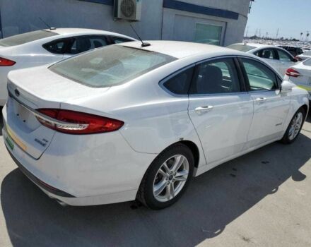 Форд Фьюжен 2018 у Івано-Франківську на Automoto.ua Білий Форд Фьюжен, об'ємом двигуна 2 л та пробігом 20 тис. км за 1800 $, фото 2 на Automoto.ua