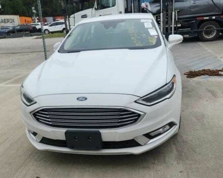 Білий Форд Фьюжен, об'ємом двигуна 2 л та пробігом 157 тис. км за 12000 $, фото 7 на Automoto.ua