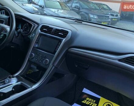 Белый Форд Фьюжн, объемом двигателя 2 л и пробегом 137 тыс. км за 14800 $, фото 13 на Automoto.ua