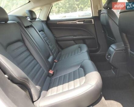 Форд Фьюжн 2018 в Киеве на Automoto.ua Белый Форд Фьюжн, объемом двигателя 2 л и пробегом 147 тыс. км за 1900 $, фото 9 на Automoto.ua