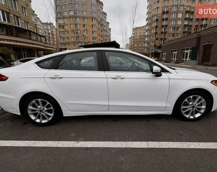 Білий Форд Фьюжен, об'ємом двигуна 2 л та пробігом 68 тис. км за 17200 $, фото 8 на Automoto.ua