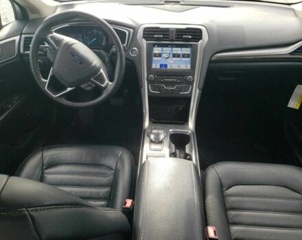 Белый Форд Фьюжн, объемом двигателя 2 л и пробегом 68 тыс. км за 2000 $, фото 7 на Automoto.ua