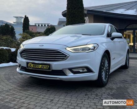Белый Форд Фьюжн, объемом двигателя 2 л и пробегом 140 тыс. км за 13200 $, фото 2 на Automoto.ua